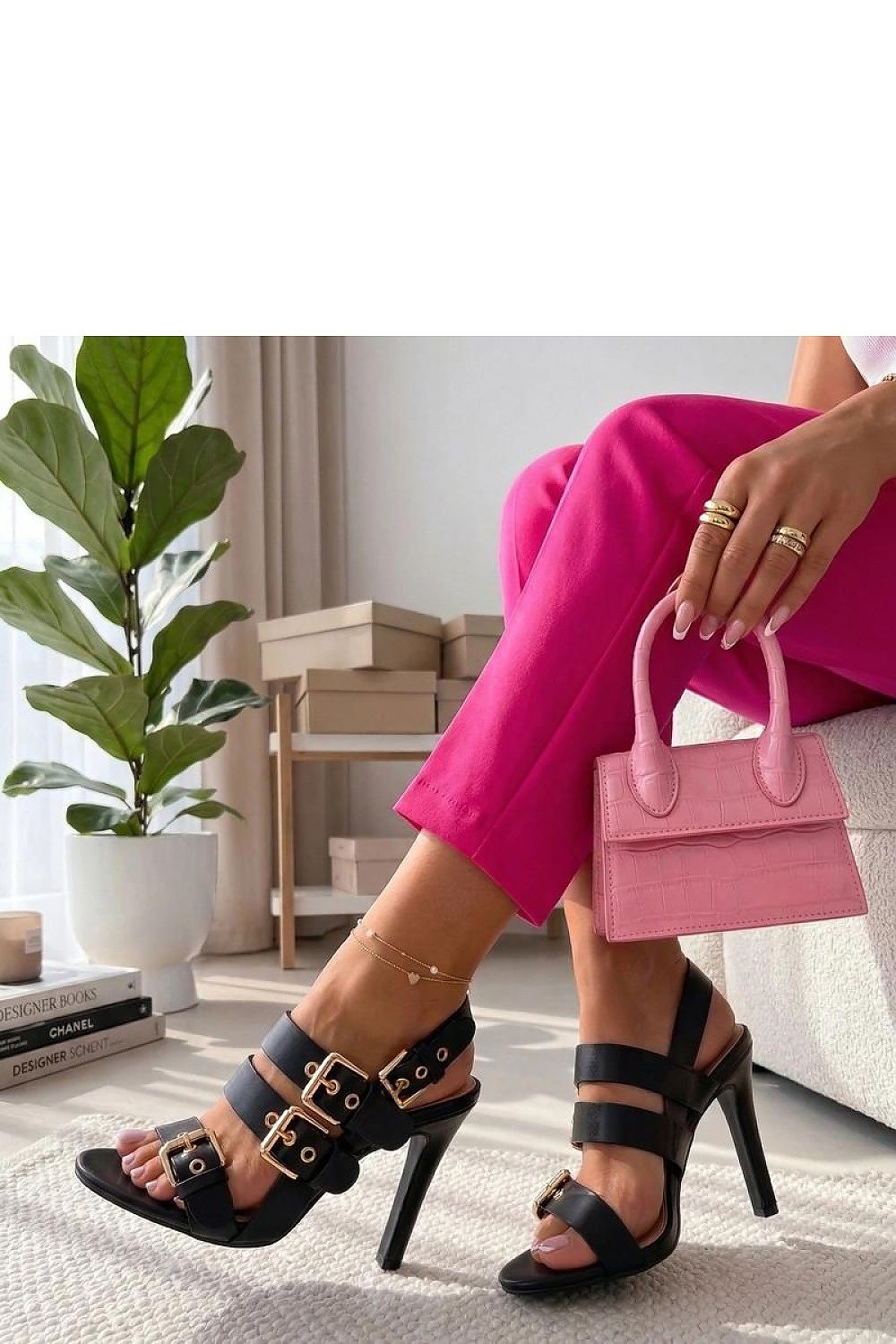  Sandały Model Rosamund E0508 Black - Solea 