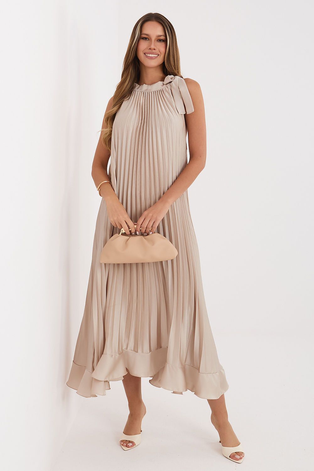   Sukienka Model IT-SK-20990.96 Beige - Rue Paris 