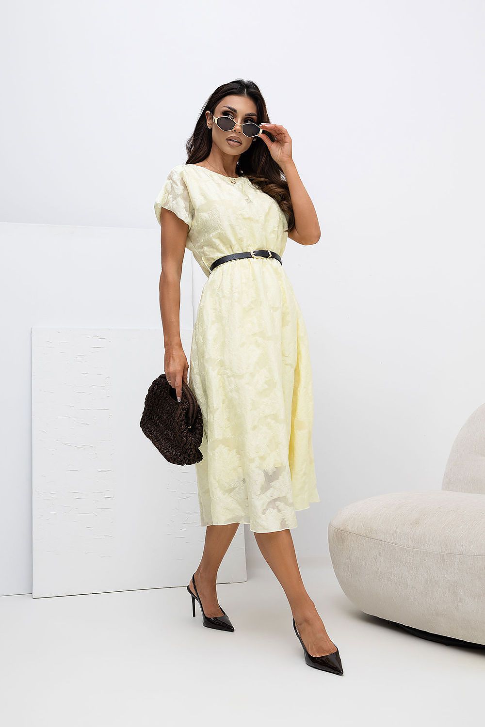   Sukienka Model IT-SK-16060.91 Light Yellow - Rue Paris 