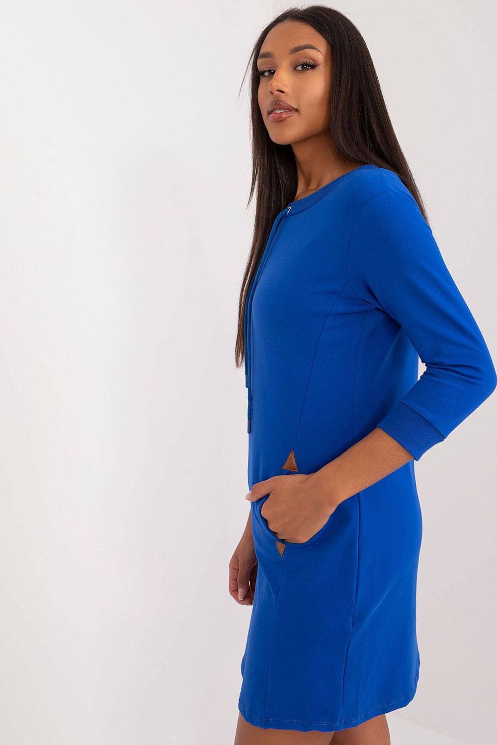  Sukienka Model RV-SK-9070-1.21 Cobalt - Rue Paris 