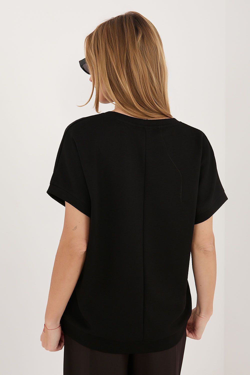  Bluzka Model RV-BZ-A1262.00 Black - Rue Paris 