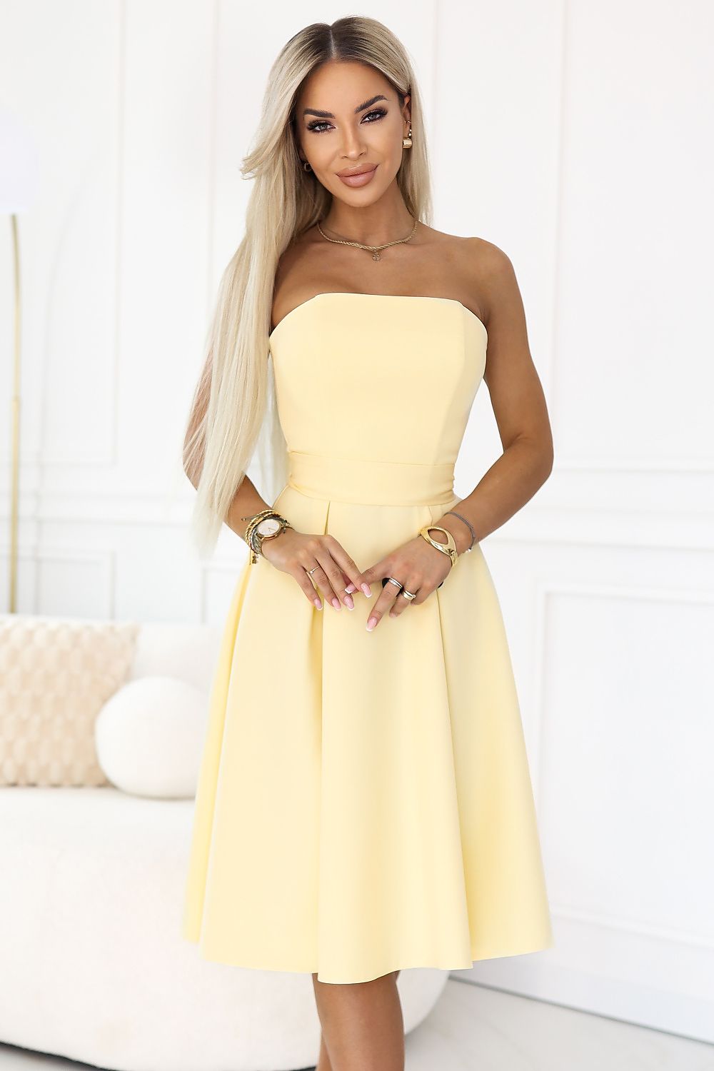   Sukienka Model Vivienne 641-3 Pastelowy żółty  - Numoco 
