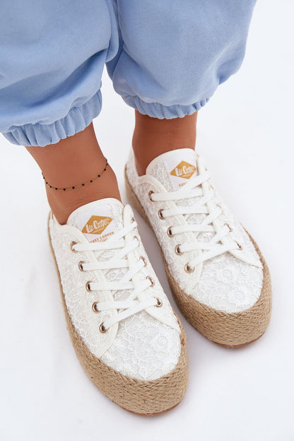   Trampki Model Lee Cooper LCW-26-31-4326 White - Step in style 