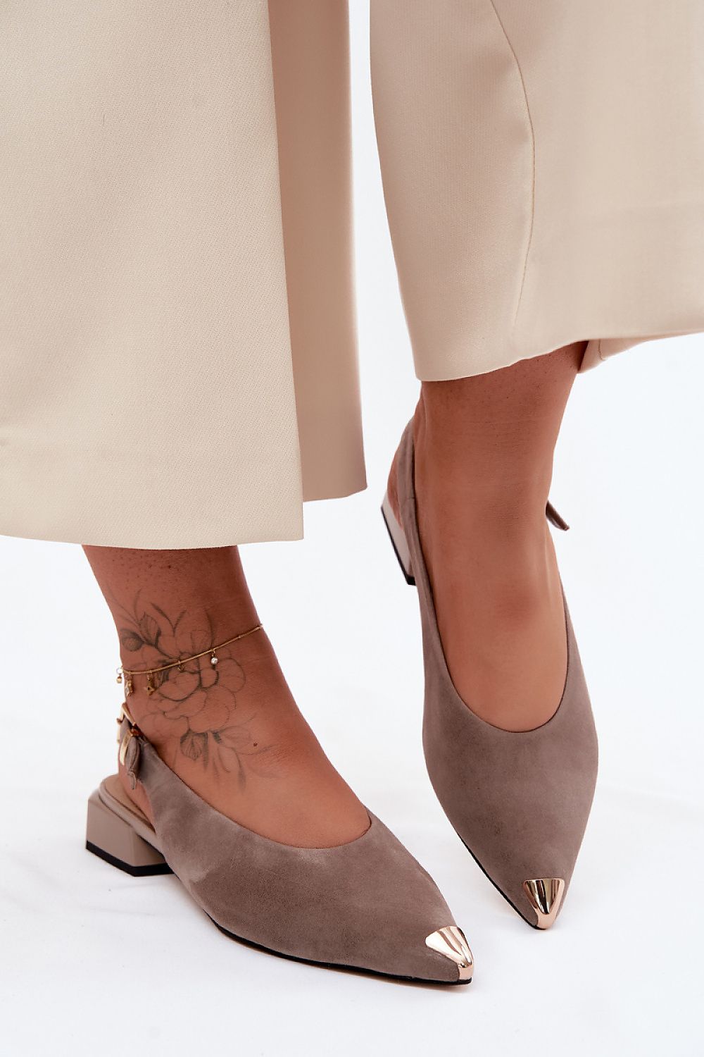  Sandały Model DA CR61-3050 Beige - Step in style 