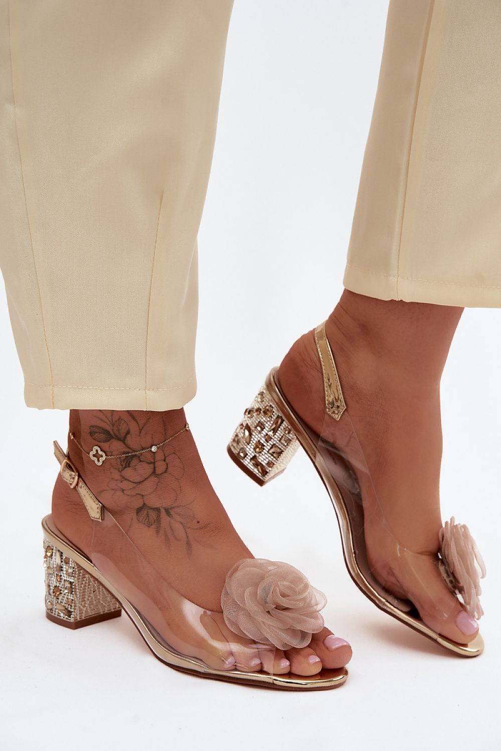  Sandały Model DA MR61-9011 Gold - Step in style 