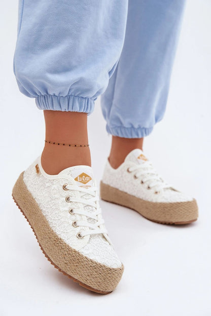   Trampki Model Lee Cooper LCW-26-31-4326 White - Step in style 
