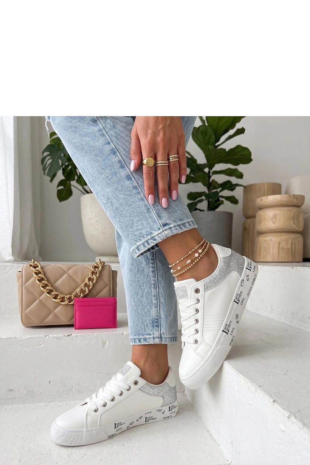   Buty Sportowe Model Layla D-67 White/Silver - Solea 