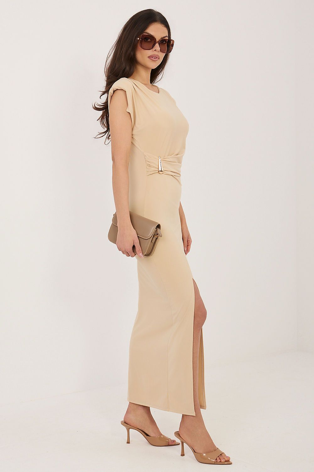  Sukienka Model IT-SK-22350.86 Beige - Rue Paris 