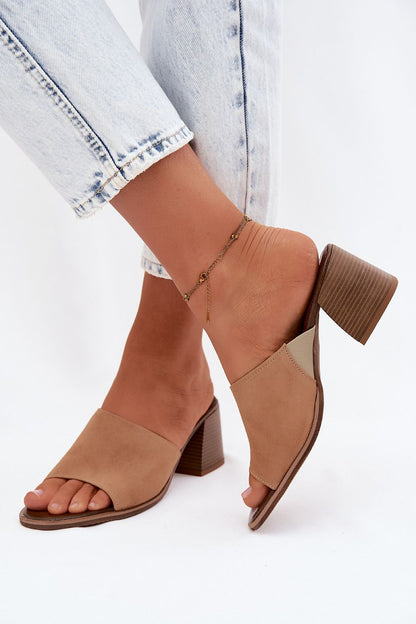  Sandał Klapki Model Zazoo 40519 Dark Beige - Step in style 