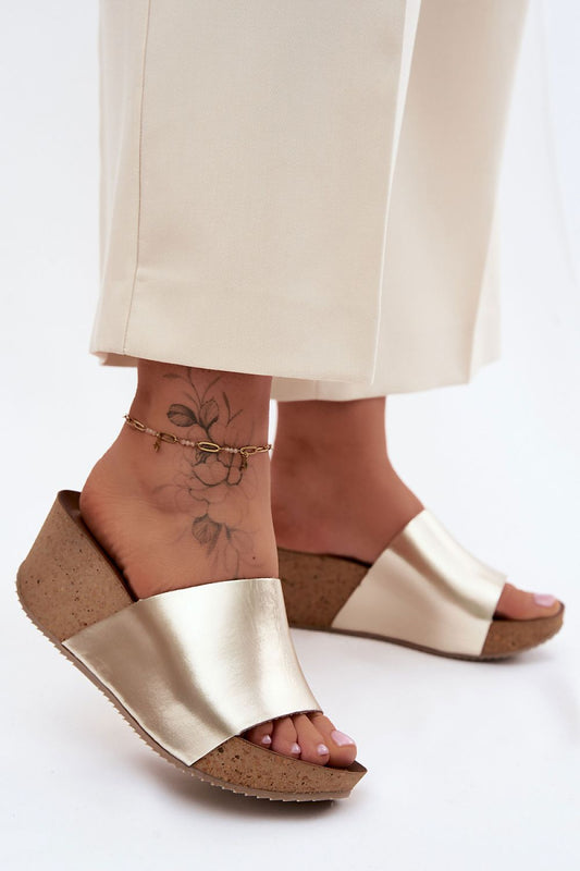  Sandał Klapki Model Zazoo 40291 Gold - Step in style 