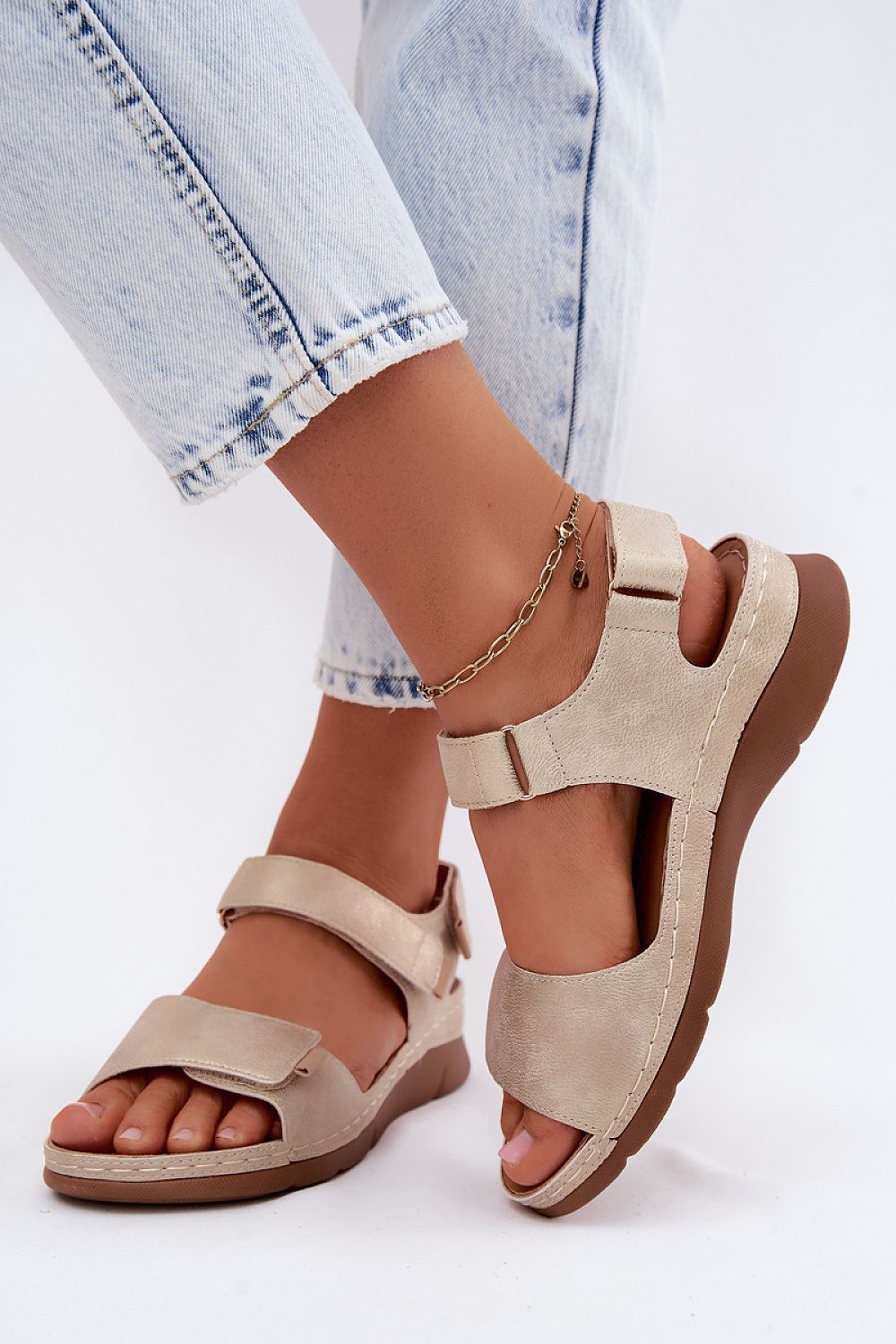  Sandały Model Linora 26SD98-191 Gold - Step in style 