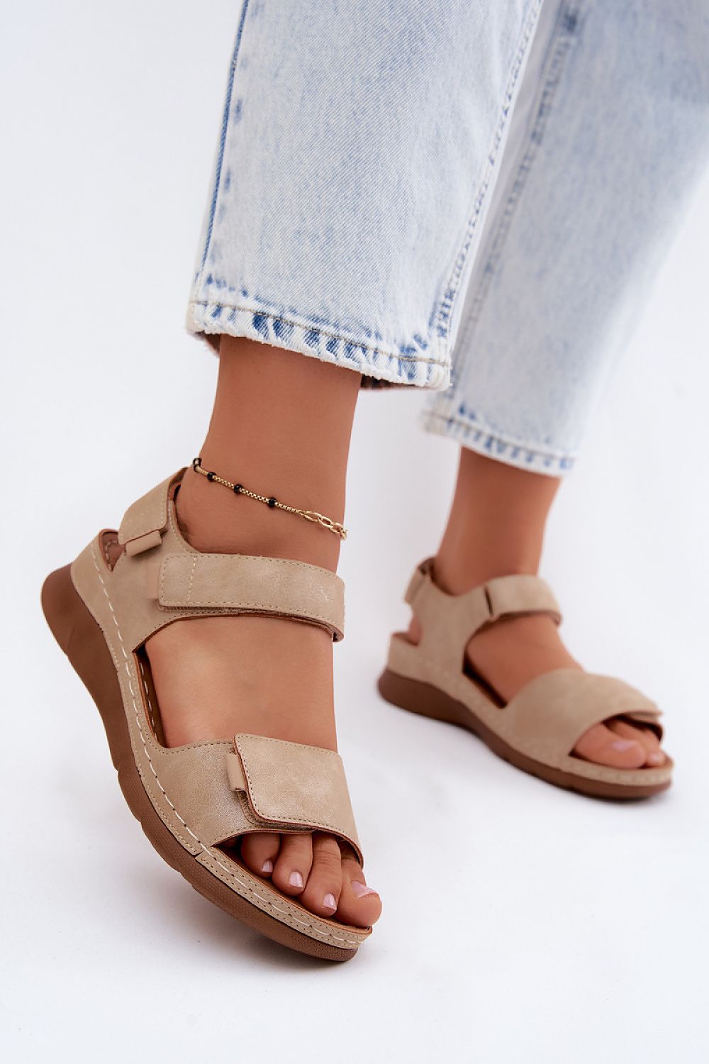  Sandały Model Linora 26SD98-191 Beige - Step in style 