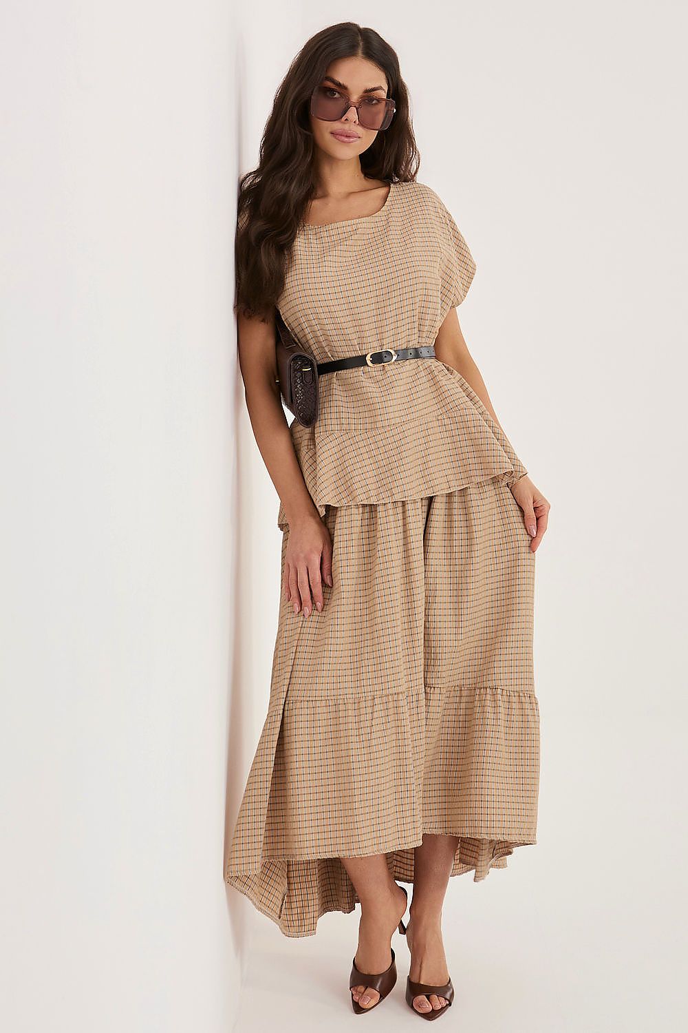   Bluzka Model IT-BZ-FL10332.80 Camel - Italy Moda 