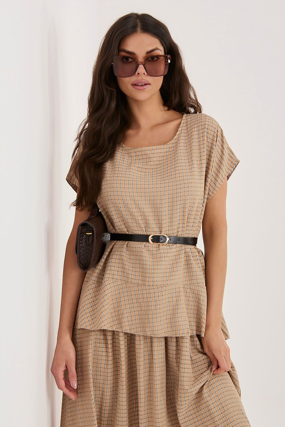   Bluzka Model IT-BZ-FL10332.80 Camel - Italy Moda 