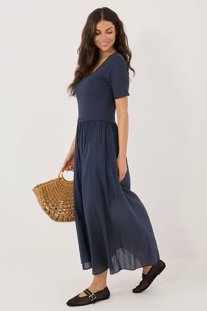  Sukienka Model MI-SK-26044.79 Navy - Italy Moda 