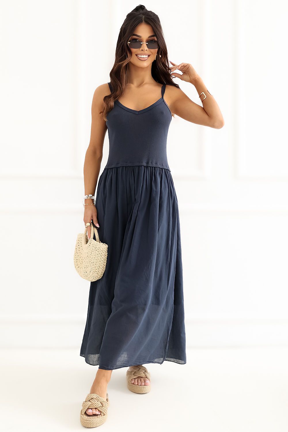  Sukienka Model MI-SK-22586.62 Navy - Italy Moda 