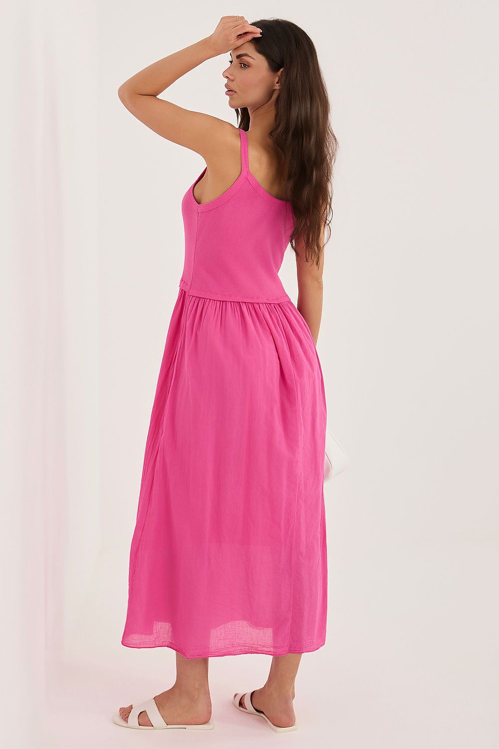  Sukienka Model MI-SK-22586.62 Fuksja - Italy Moda 