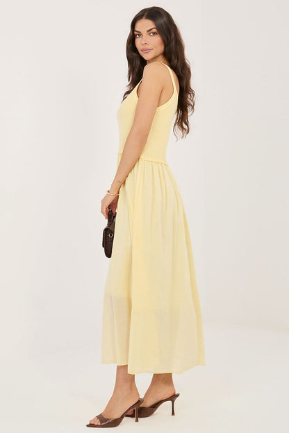  Sukienka Model MI-SK-22586.62 Light Yellow - Italy Moda 