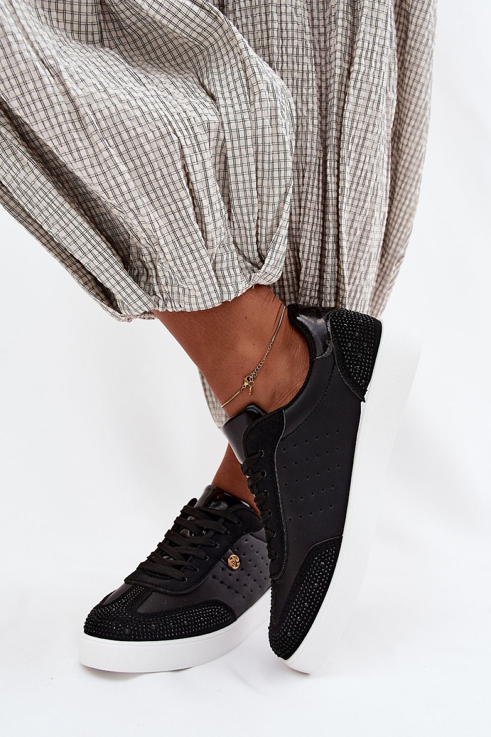   Buty Sportowe Model Soothe 817-4A Black - Step in style 