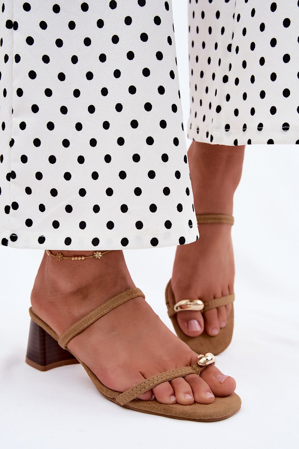  Sandał Klapki Model Verbena 22-391 Khaki - Step in style 