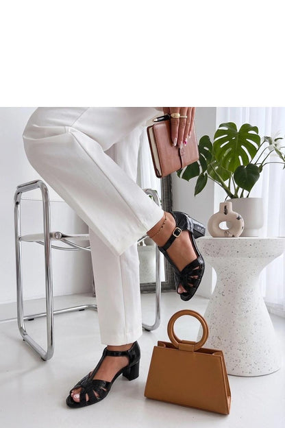  Sandały Model Thea YEHJ-322 Black - Solea 