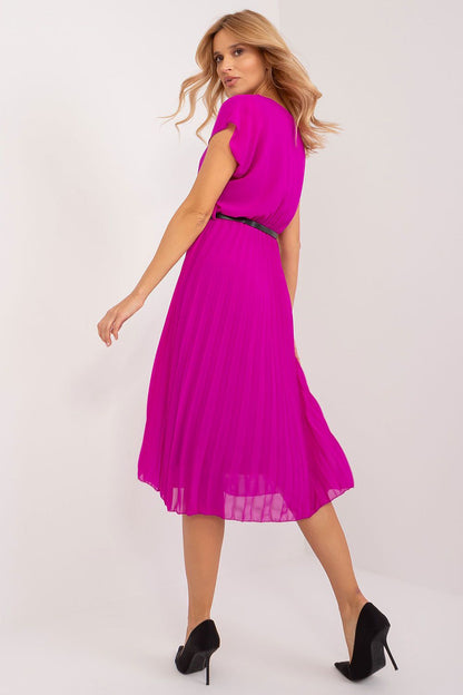  Sukienka Model DHJ-SK-8839-1.23X Violet - Rue Paris 