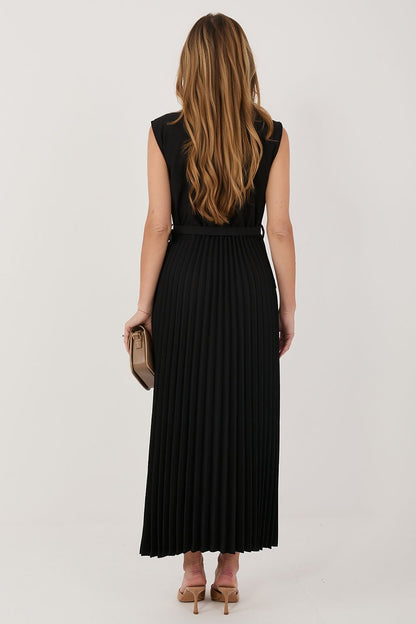  Sukienka Model IT-SK-21558.86 Black - Rue Paris 