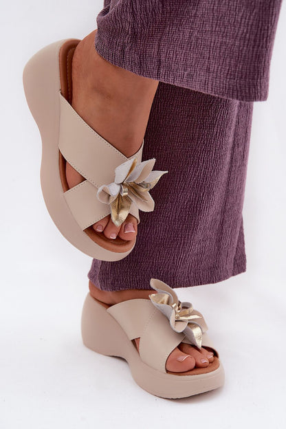  Sandał Klapki Model Vinceza 41511 Beige - Step in style 