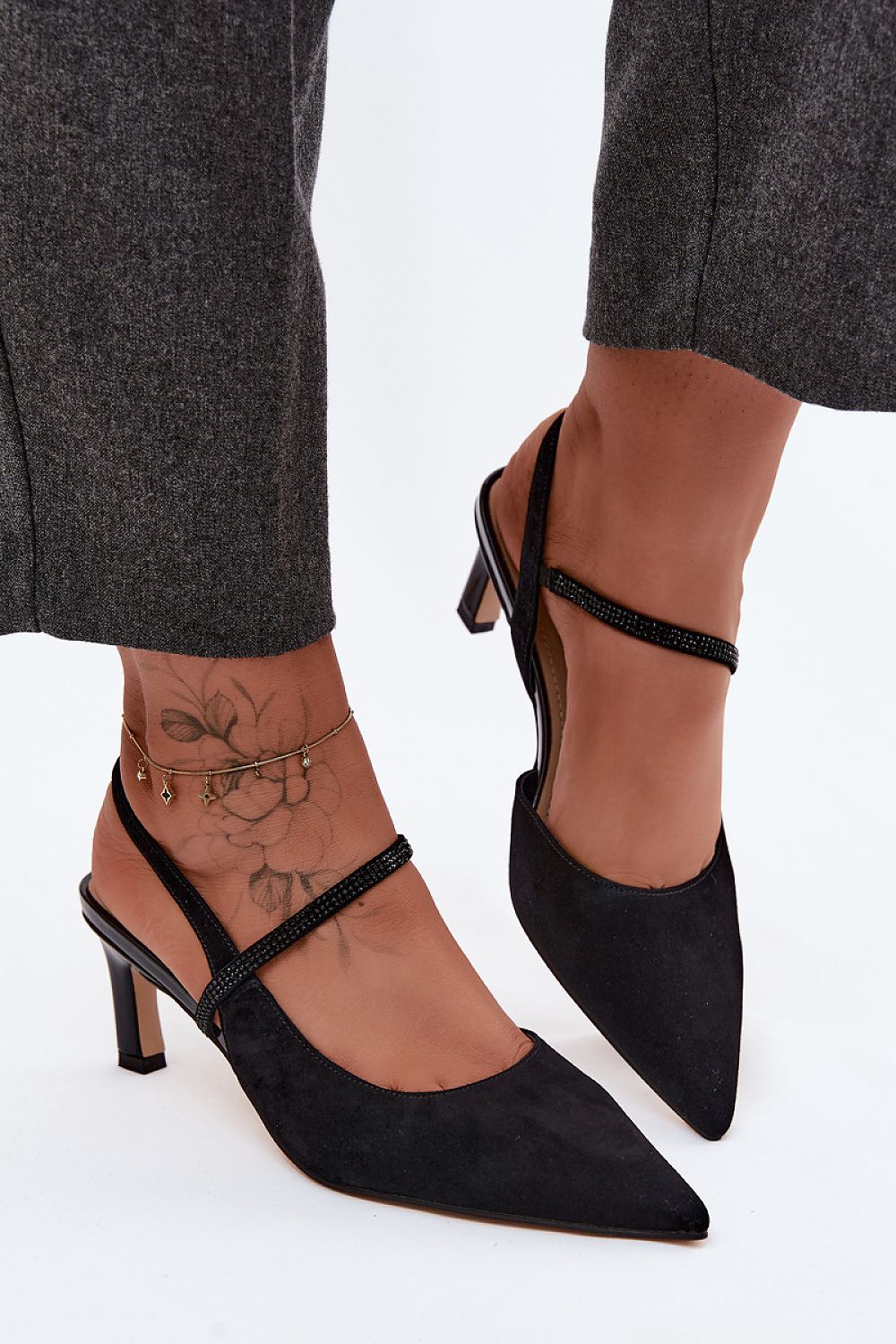  Sandały Model DA CR61-3048 Black Zamsz - Step in style 
