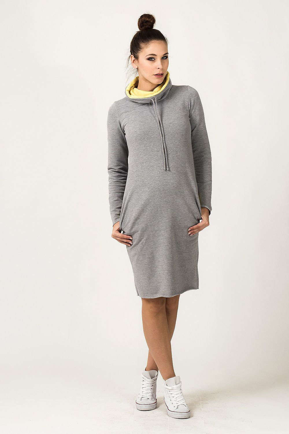  Sukienka model Kaja Light Gray/Yellow - Tessita 