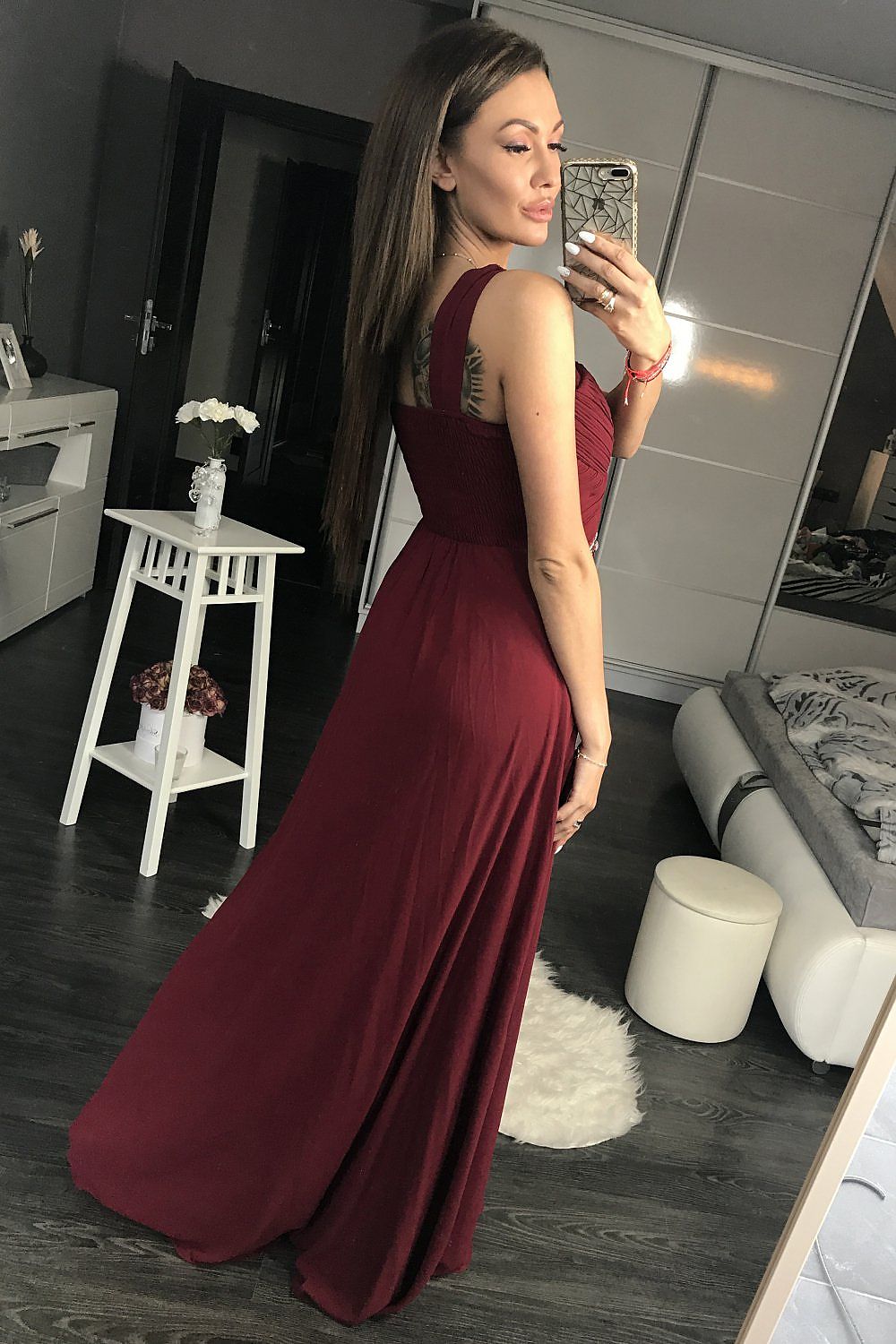 Sukienka Wieczorowa Model 17773 Oberżyna - YourNewStyle 