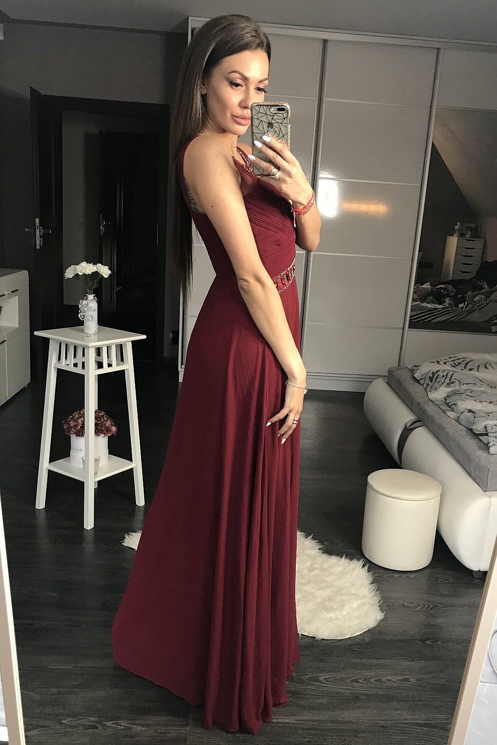  Sukienka Wieczorowa Model 17773 Oberżyna - YourNewStyle 