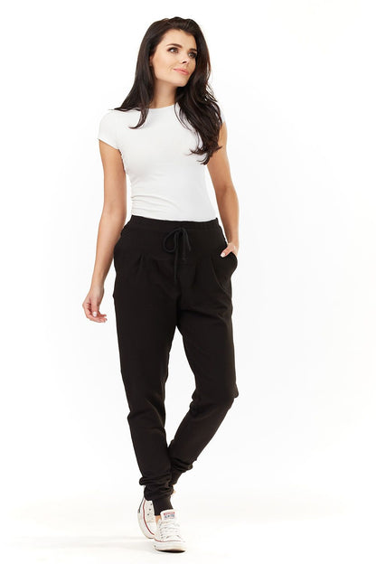  Spodnie Damskie Model M151 Black - Infinite You 