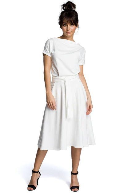  Sukienka Model B067 Ecru - BeWear 