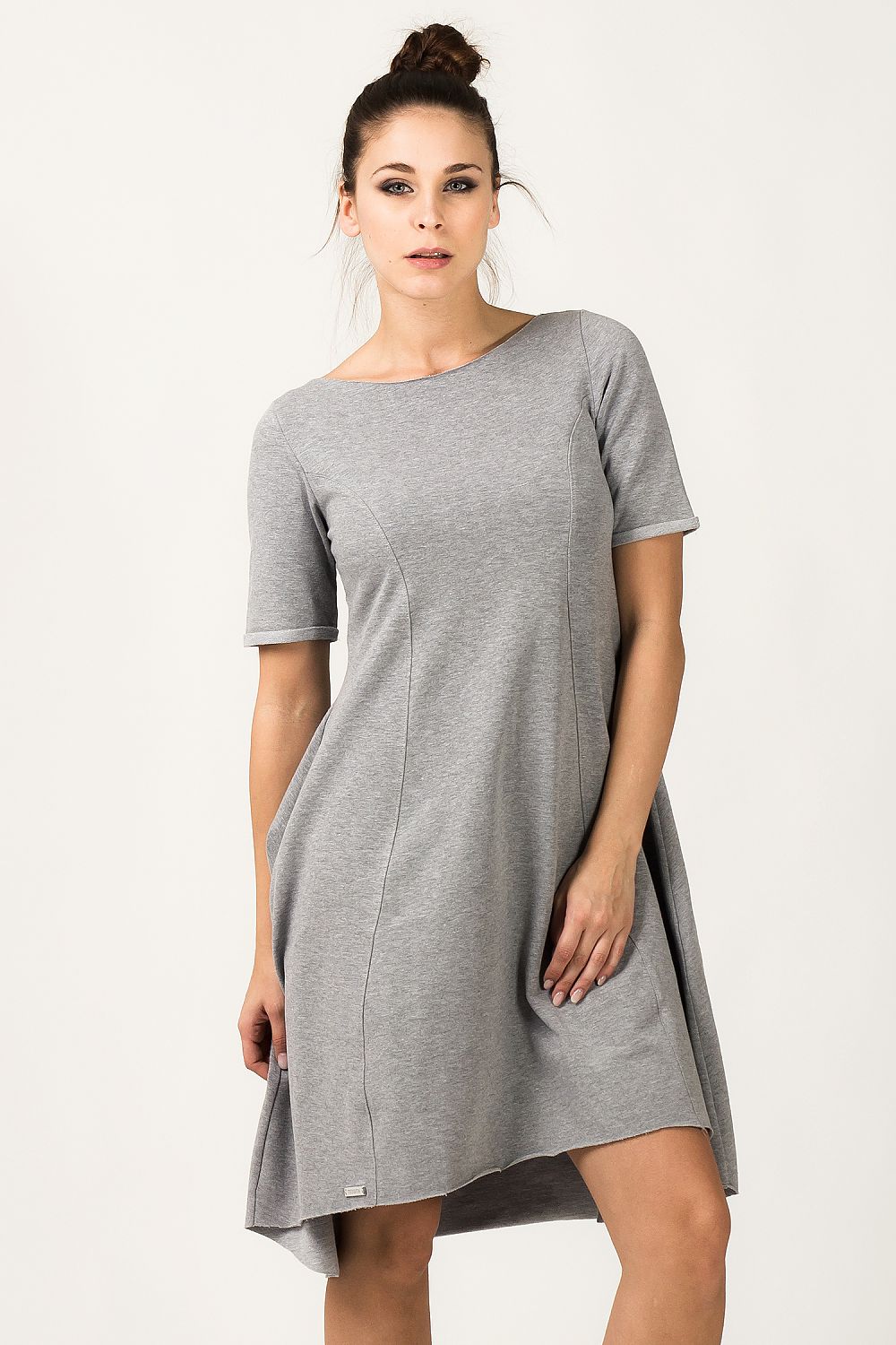  Sukienka Model Nadia 6 Light Grey - Tessita 