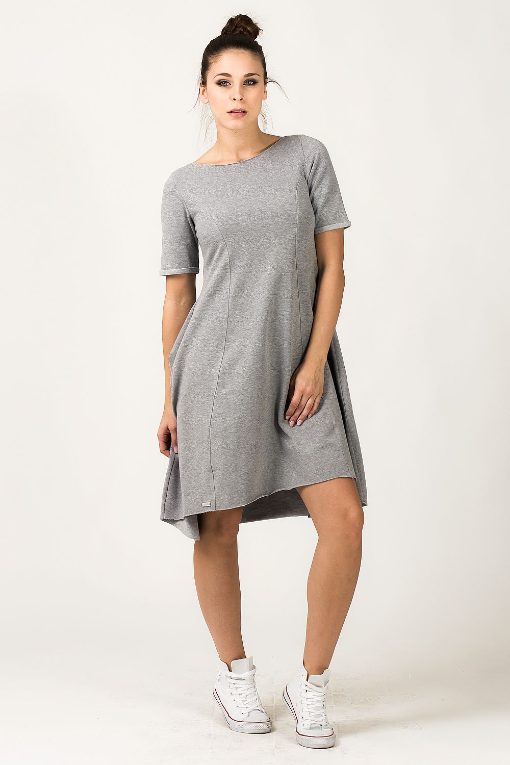  Sukienka Model Nadia 6 Light Grey - Tessita 