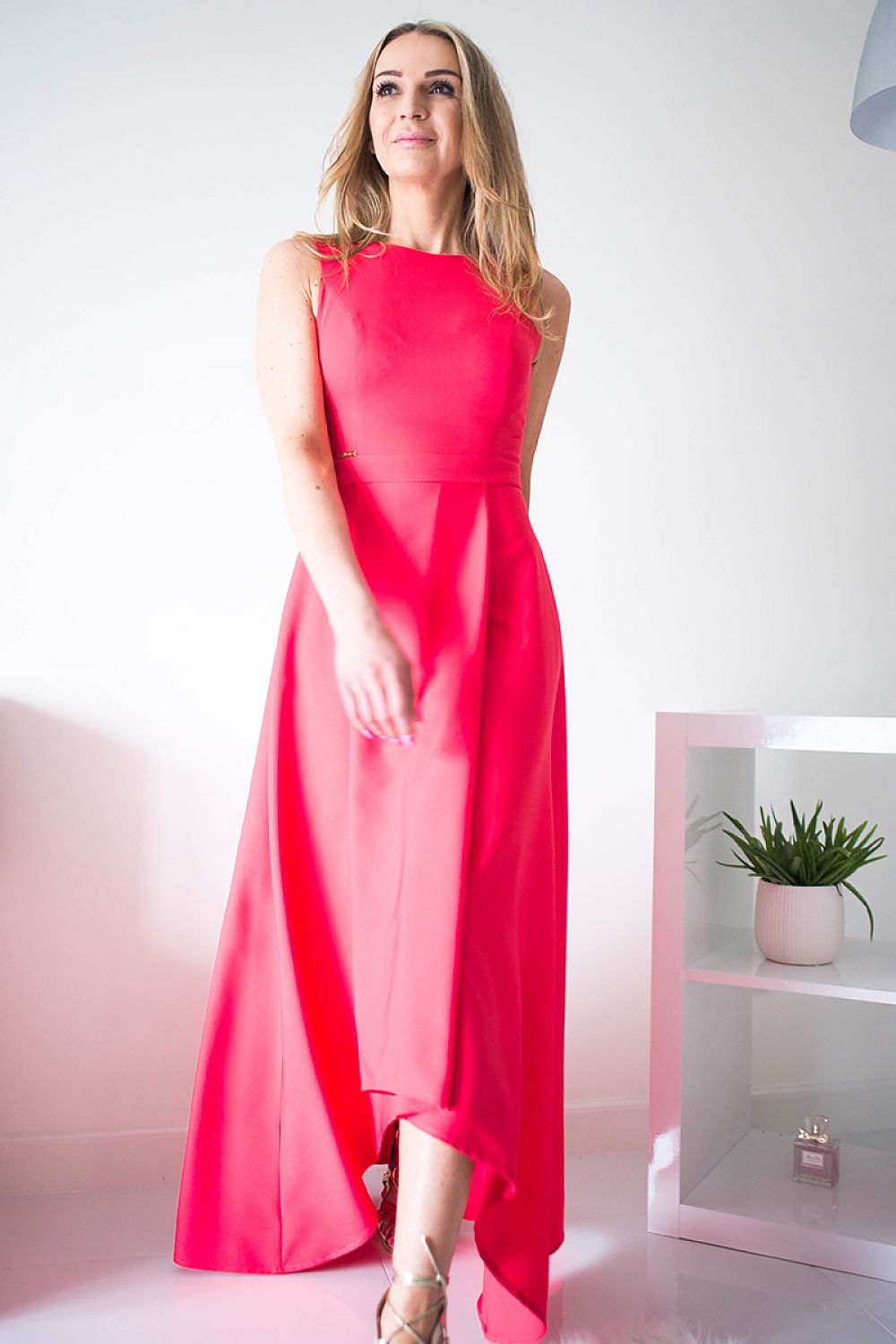   Sukienka Model Jennifer Coral - Jersa 
