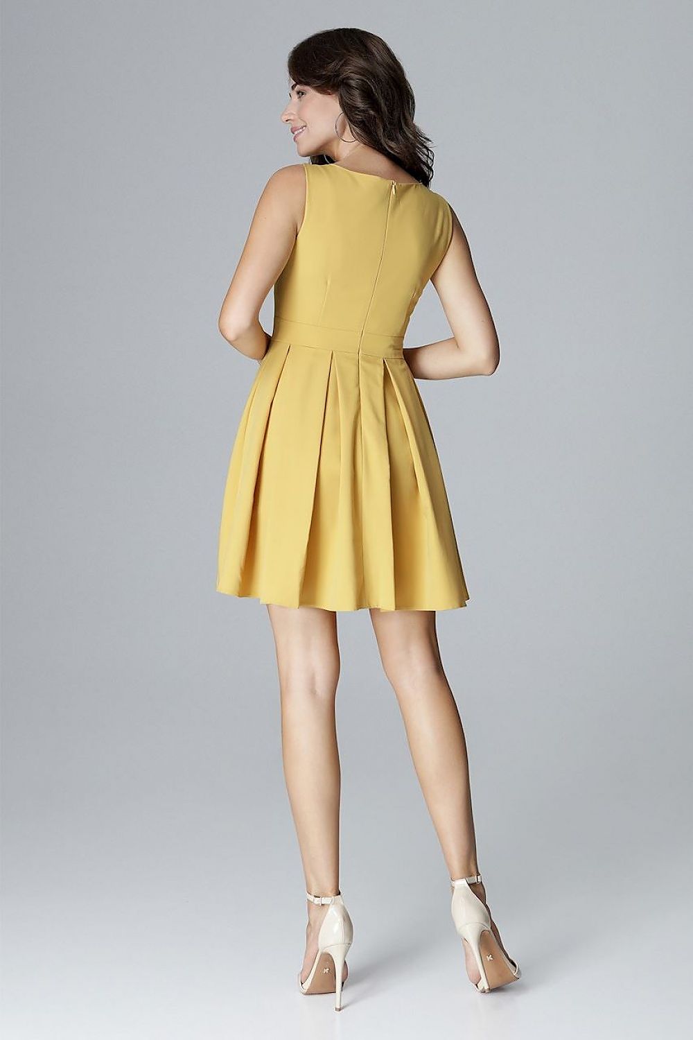  Sukienka Model L006 Yellow - Lenitif 
