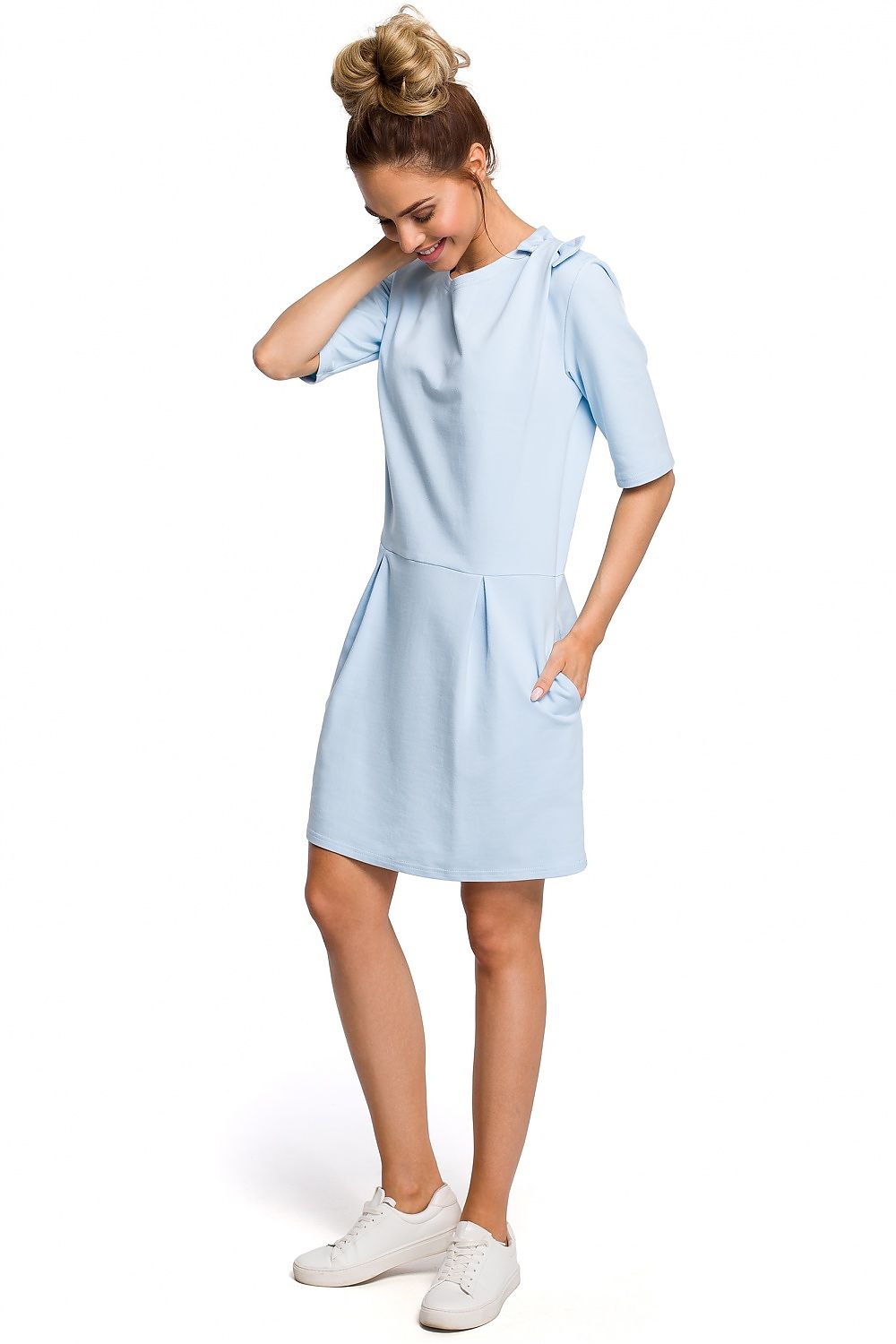  Sukienka Model MOE422 Sky Blue - Moe 