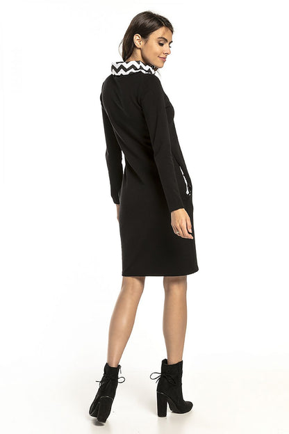  Sukienka Model T295/3 Black/Black Zygzak - Tessita 