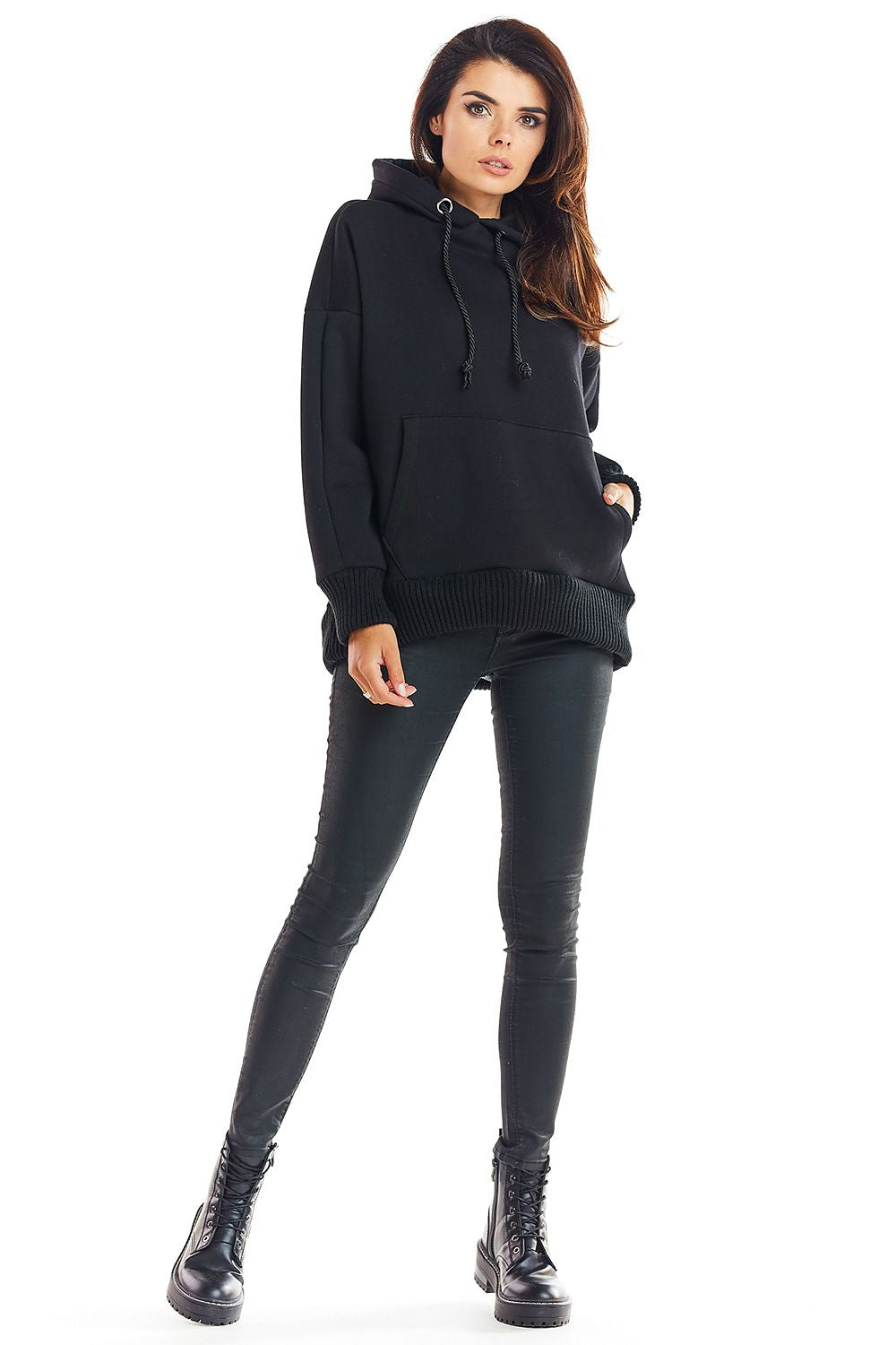   Bluza Damska Model M223 Black - Infinite You 