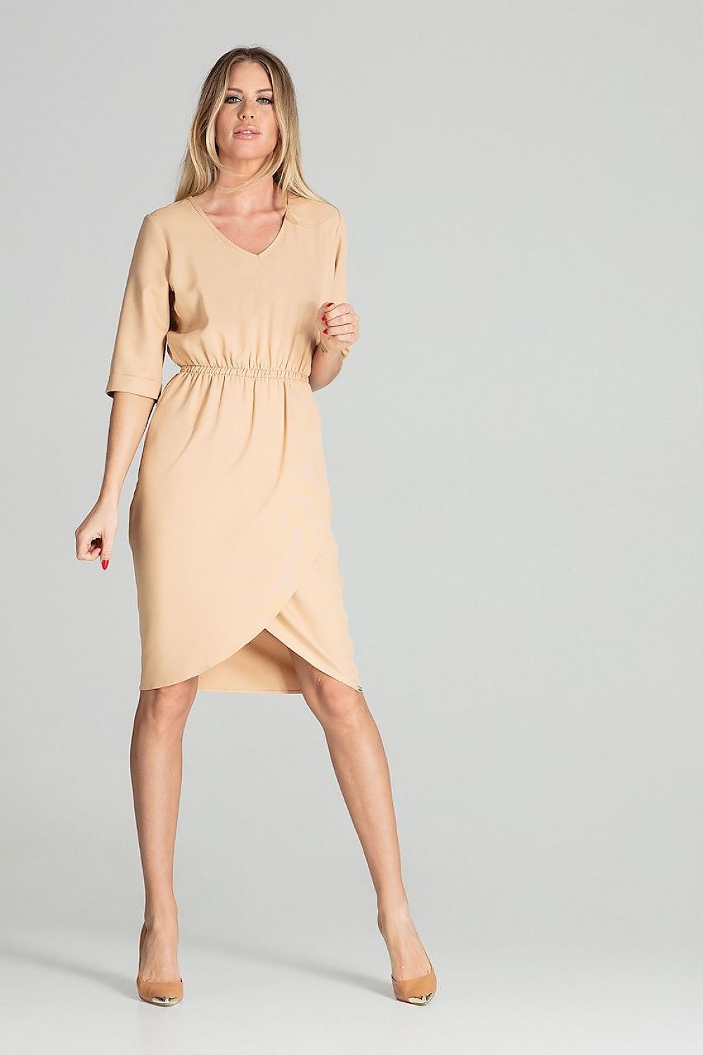  Sukienka Model M702 Beige - Figl 