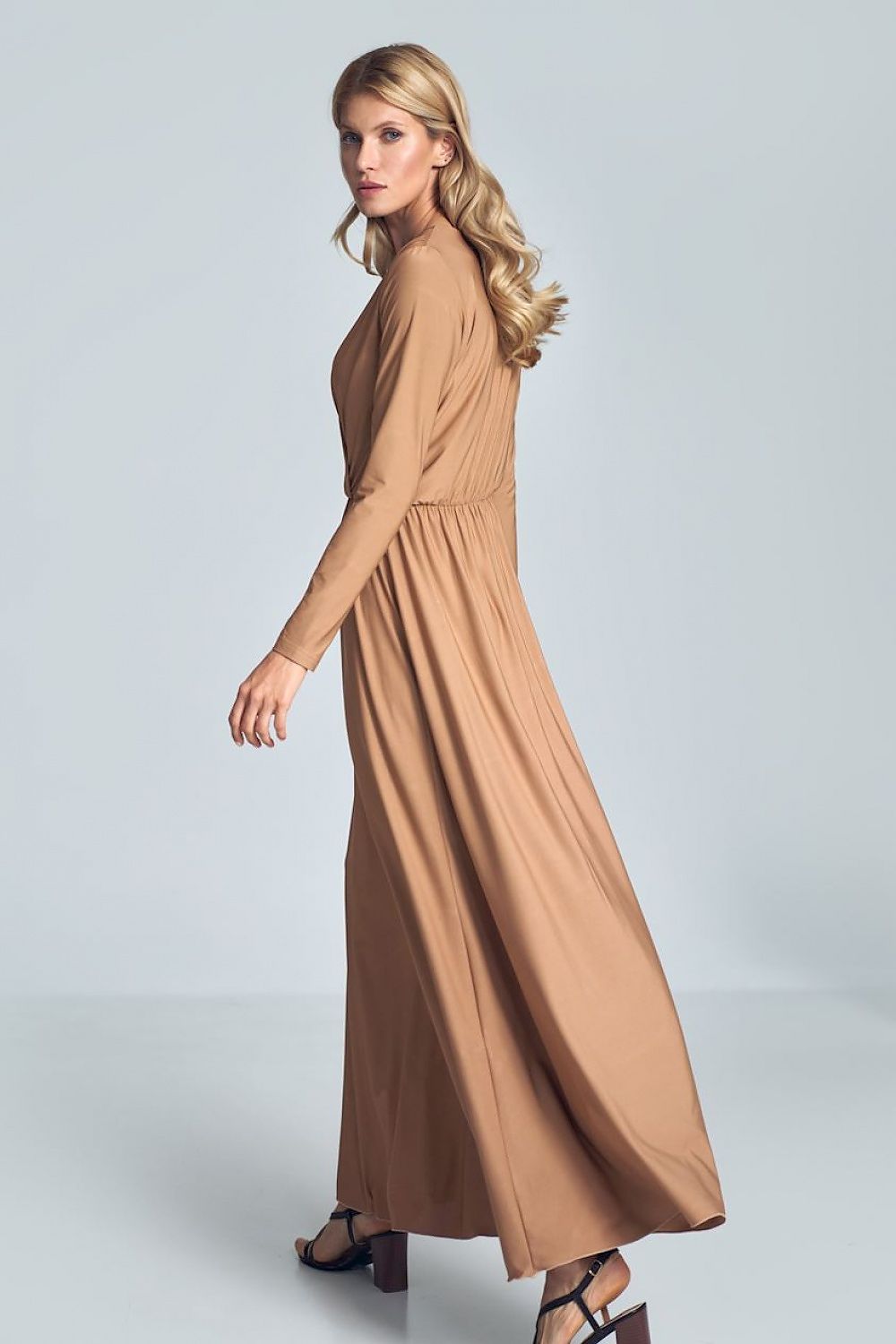  Sukienka Model M705 Beige - Figl 