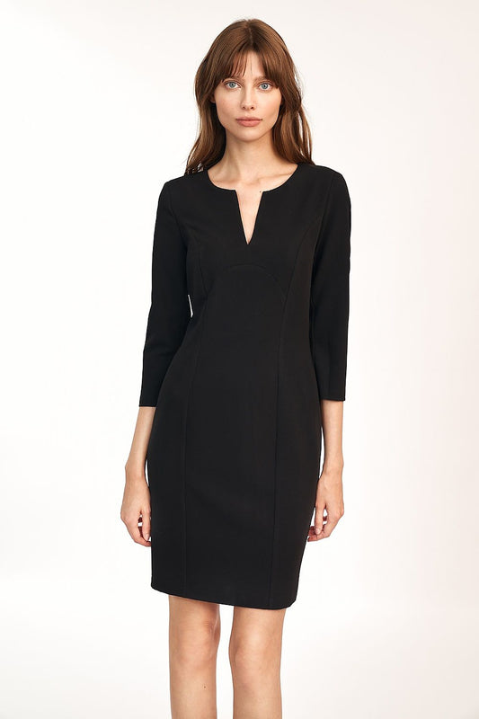  Sukienka Dopasowana czarna sukienka mini  S185 Black - Nife 