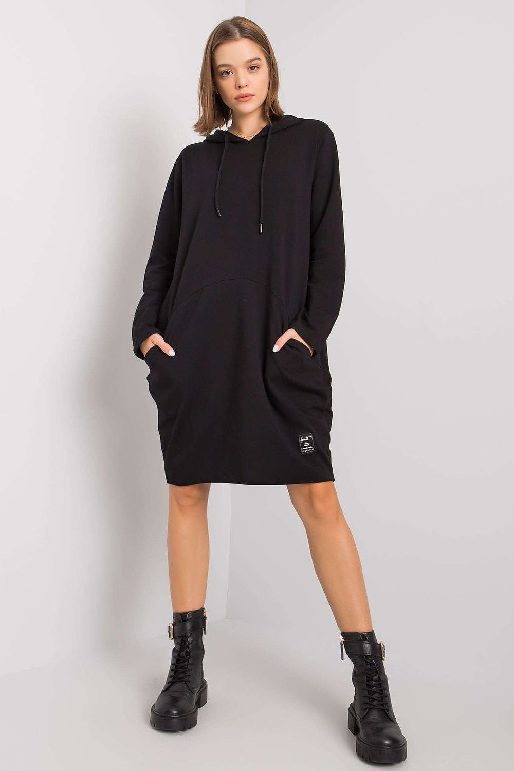  Sukienka Model RV-SK-6895.68P Black - Relevance 