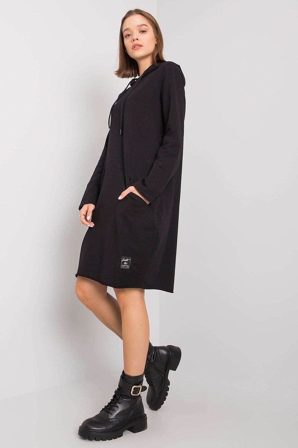 Sukienka Model RV-SK-6895.68P Black - Relevance 