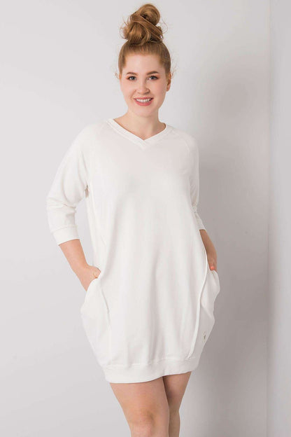   Sukienka Model RV-SK-6847.59P Ecru - Relevance 