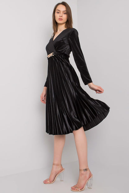  Sukienka Model DHJ-SK-15311.29P Black - Italy Moda 