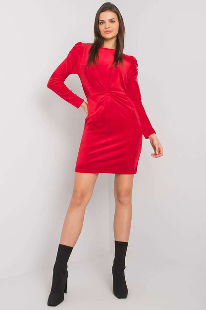  Sukienka Model WN-SK-H614.34X Red - Rue Paris 