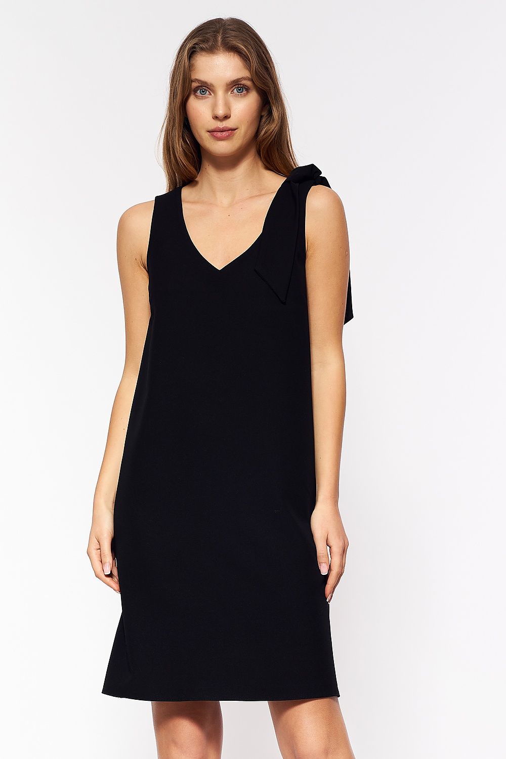   Czarna sukienka z szarfą S198 Black - Nife 